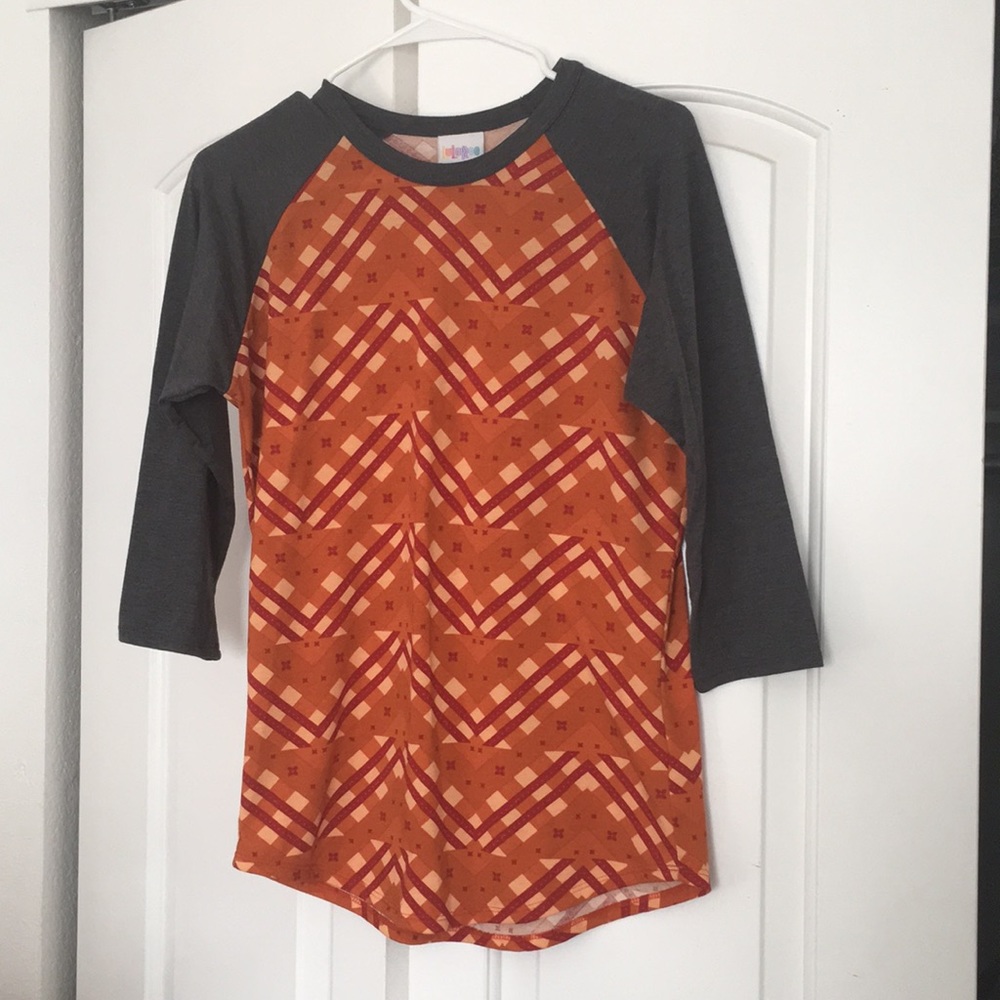 Lularoe 3/4 sleeve Randy Shirt